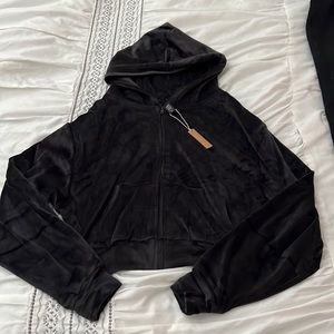 NWT SKIMS BLACK VELOR SET